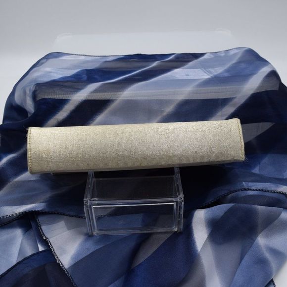 Mid-Century Gold Lame Clutch - Picture 3 of 5